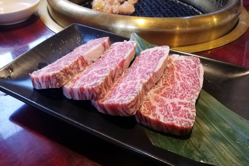 焼肉えん 厚切まるカルビ