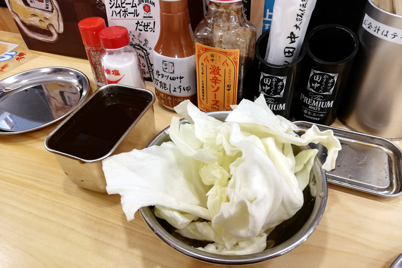 串カツ田中 浜松モール街店 おかわり自由のキャベツ