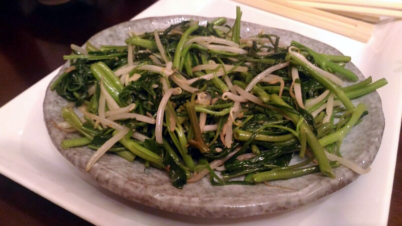 ベトナムキッチン 空芯菜